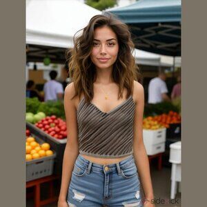 Handmade Women's Size Small/Medium Blue Gray Stripe Knit V Neck Cropped Tank Top